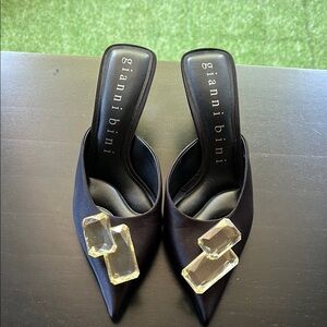 Flats sneakers and sandals starting $10-25 comment below..